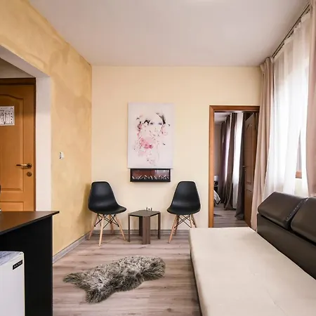 Paradise In The Mountain Hotel