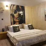 Paradise In The Mountain فندق بانسكو