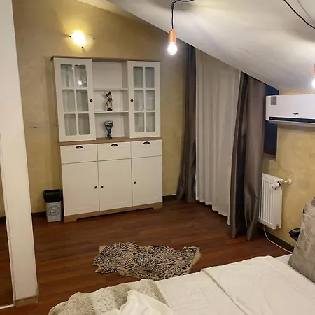 Paradise In The Mountain Hotel *