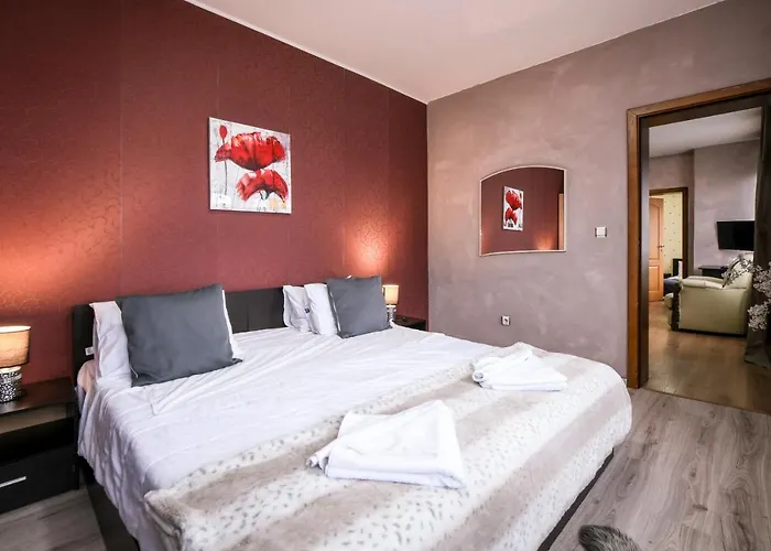 Paradise In The Mountain * 班斯科