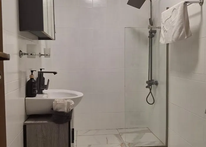 Paradise In The Mountain 酒店 *